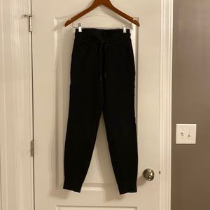 NWOT Lululemon Size 4 Black Sweatpants Joggers